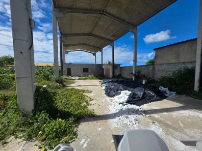Galpão/Depósito/Armazém para venda ou aluguel, 2275m² no São José dos Náufragos, Aracaju