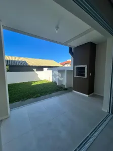 Casa com 3 Quartos à venda, 144m² no Carianos, Florianópolis