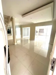 Casa de Condomínio com 3 Quartos à venda, 180m² no Tamboré, Santana de Parnaíba