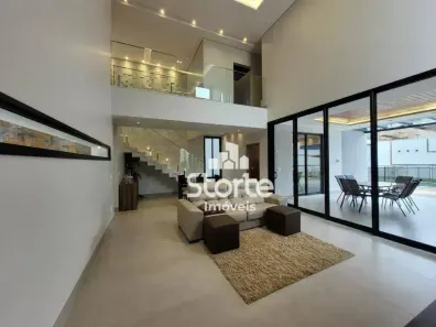 Casa de Condomínio com 3 Quartos à venda, 242m² no Shopping Park, Uberlândia