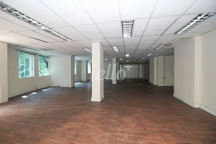 Sala Comercial para alugar, 376m² no Centro, São Paulo