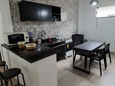 Casa de Condomínio com 2 Quartos para alugar, 65m² no Santa Cândida, Itaguaí