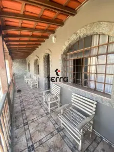 Casa com 3 Quartos para alugar, 100m² no Goiânia, Belo Horizonte