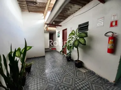 Prédio Comercial à venda, 422m² no Martins, Uberlândia