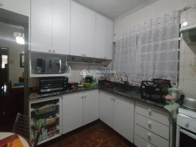 Sobrado com 2 Quartos à venda, 190m² no Parque Bristol, São Paulo