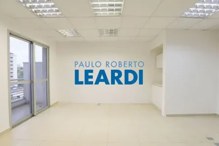 Sala Comercial à venda, 40m² no Jardim Monte Verde, São Paulo