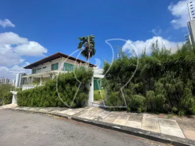 Casa com 4 Quartos para alugar, 518m² no De Lourdes, Fortaleza