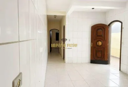 Casa com 5 Quartos para alugar, 240m² no Vila Maria de Maggi, Suzano