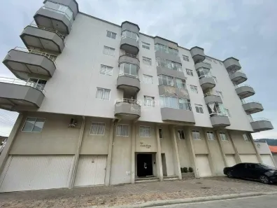 Apartamento com 3 Quartos para alugar, 130m² no Humaitá de Cima, Tubarão