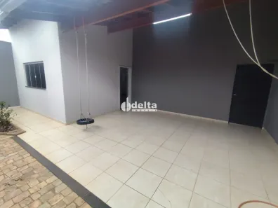 Casa com 4 Quartos para alugar, 188m² no Alto Umuarama, Uberlândia