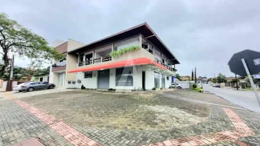 Ponto Comercial para alugar, 136m² no Floresta, Joinville