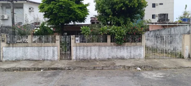 Casa com 3 Quartos à venda, 325m² no Tamarineira, Recife