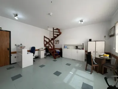 Sala Comercial para alugar, 112m² no Azenha, Porto Alegre