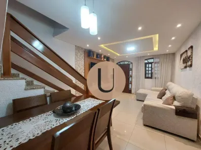 Sobrado com 4 Quartos à venda, 247m² no Vila Rica, São Paulo