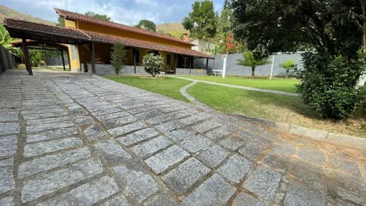 Casa com 4 Quartos à venda, 300m² no Itaipava, Petrópolis