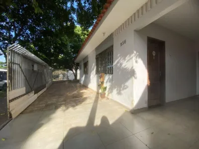 Casa com 3 Quartos à venda, 105m² no Vila Ipiranga, Maringá