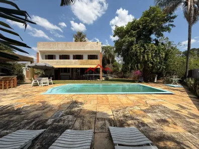 Casa com 3 Quartos para venda ou aluguel, 440m² no Jardim Santa Teresa, Jundiaí