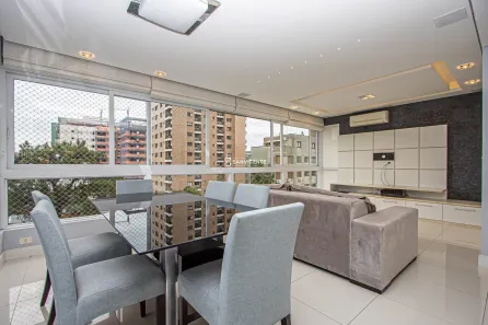 Apartamento com 3 Quartos para alugar, 112m² no Petrópolis, Porto Alegre