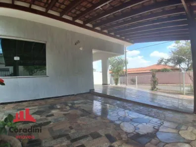 Casa com 3 Quartos para alugar, 201m² no Chácara Machadinho I, Americana