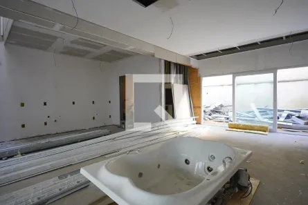 Casa com 4 Quartos à venda, 300m² no Tristeza, Porto Alegre