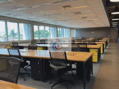 Sala Comercial para alugar, 647m² no Vila Gertrudes, São Paulo