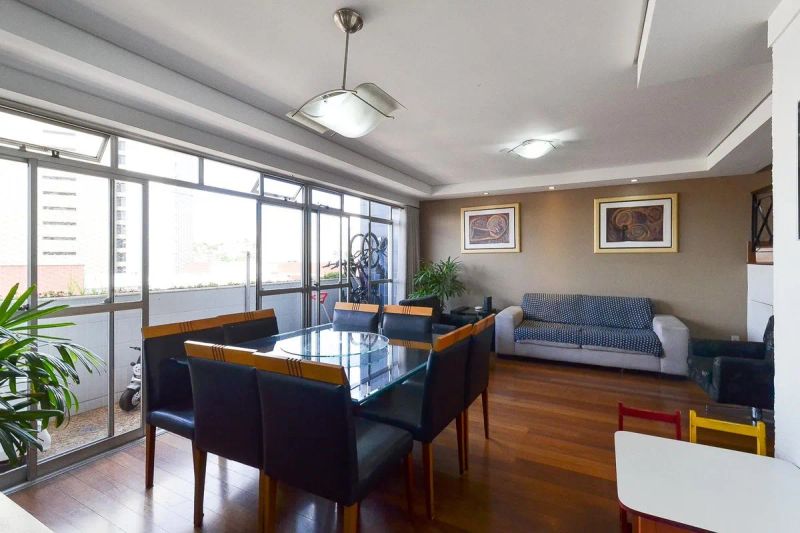 Apartamento com 5 quartos — Ipiranga, Belo Horizonte