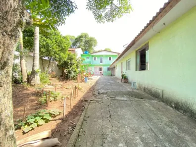 Casa com 6 Quartos à venda, 200m² no Jardim Amélia, Pinhais