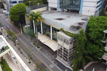 Prédio Comercial para alugar, 5876m² no Real Parque, São Paulo