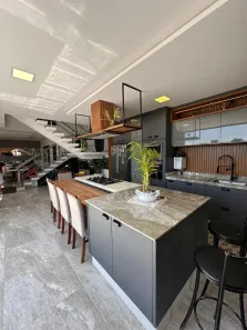 Casa com 3 Quartos à venda, 280m² no Santa Regina, Camboriú