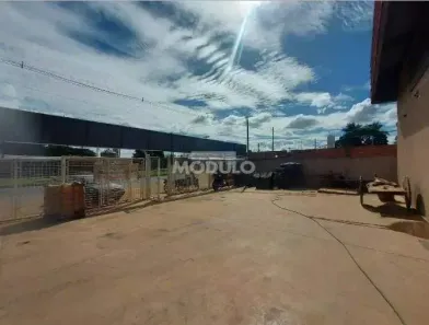 Galpão/Depósito/Armazém para alugar, 1100m² no Distrito Industrial, Uberlândia