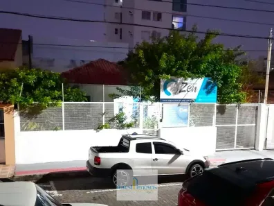 Casa com 4 Quartos para alugar, 200m² no Jardim Camburi, Vitória