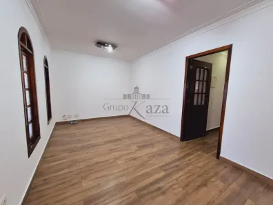 Casa com 3 Quartos à venda, 200m² no Parque Industrial, São José dos Campos