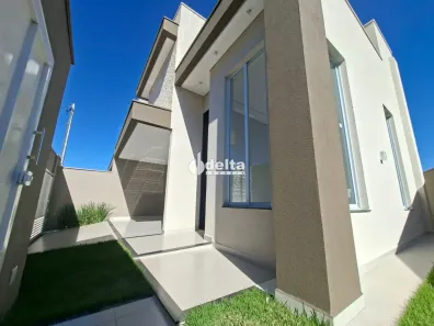 Casa com 3 Quartos à venda, 193m² no Jardim Colina, Uberlândia