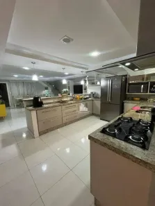 Casa com 3 Quartos à venda, 217m² no Jardim Belvedere, Volta Redonda