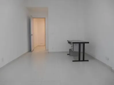 Sala Comercial para alugar, 33m² no Vila Isabel, Rio de Janeiro