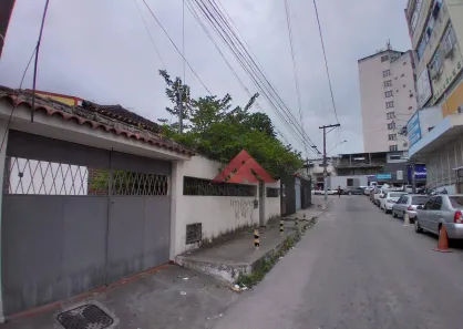 Imóvel Comercial com 3 Quartos à venda, 122m² no Centro, São Gonçalo