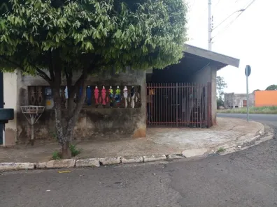 Casa com 2 Quartos à venda, 140m² no Jardim Santa Antonieta, Marília