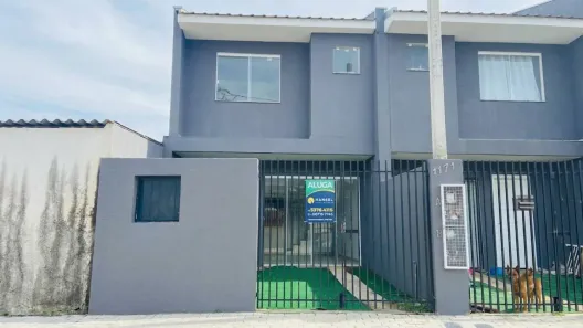 Sobrado com 2 Quartos para alugar, 55m² no Ganchinho, Curitiba