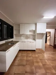 Casa para alugar, 350m² no Centro, Canoas