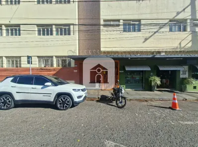 Sobrado com 3 Quartos para alugar, 129m² no Saraiva, Uberlândia