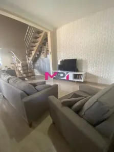 Fazenda/Sítio com 4 Quartos à venda, 220m² no Chácaras Polozzi, Louveira