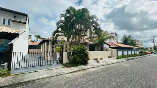 Casa de Condomínio com 3 Quartos à venda, 250m² no Centro, Lauro de Freitas