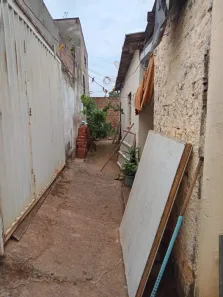 Casa com 2 Quartos à venda, 250m² no Centro, Anápolis