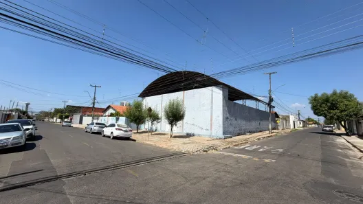 Prédio Comercial com 30 Quartos à venda, 1800m² no Cabral, Teresina