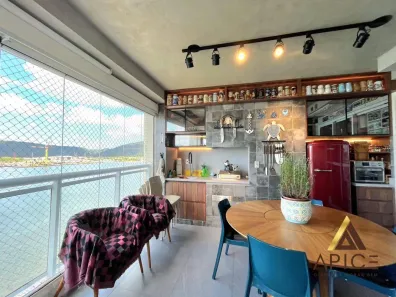 Apartamento com 3 Quartos para alugar, 189m² no Ponta da Praia, Santos