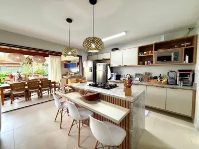 Casa de Condomínio com 3 Quartos à venda, 180m² no Imbassaí, Mata de São João