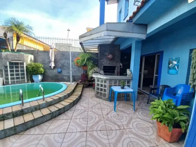 Casa com 4 Quartos à venda, 315m² no Jardim Itu, Porto Alegre