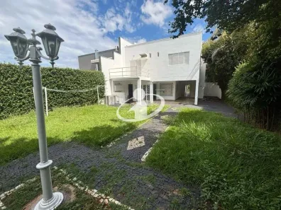 Casa com 3 Quartos para alugar, 220m² no Morada da Colina, Uberlândia