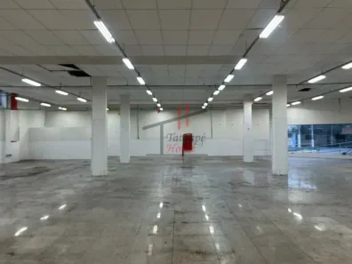 Galpão/Depósito/Armazém para alugar, 1800m² no Vila Carrão, São Paulo