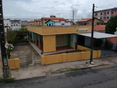 Imóvel Comercial com 3 Quartos à venda, 198m² no Monte Castelo, Fortaleza